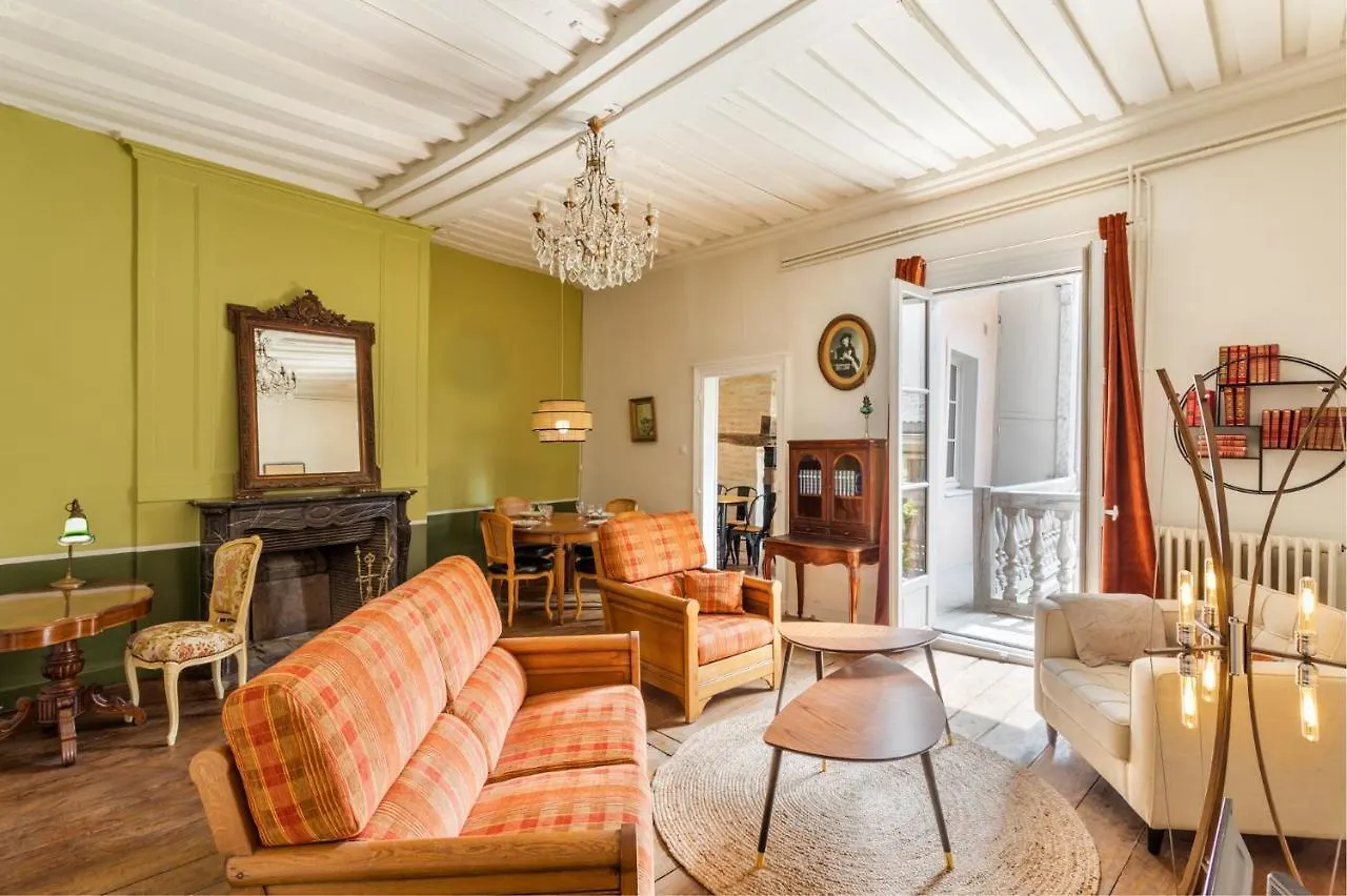 Apartment Dame De Coeur - Appartement Spacieux En Plein Centre Historique Rennes